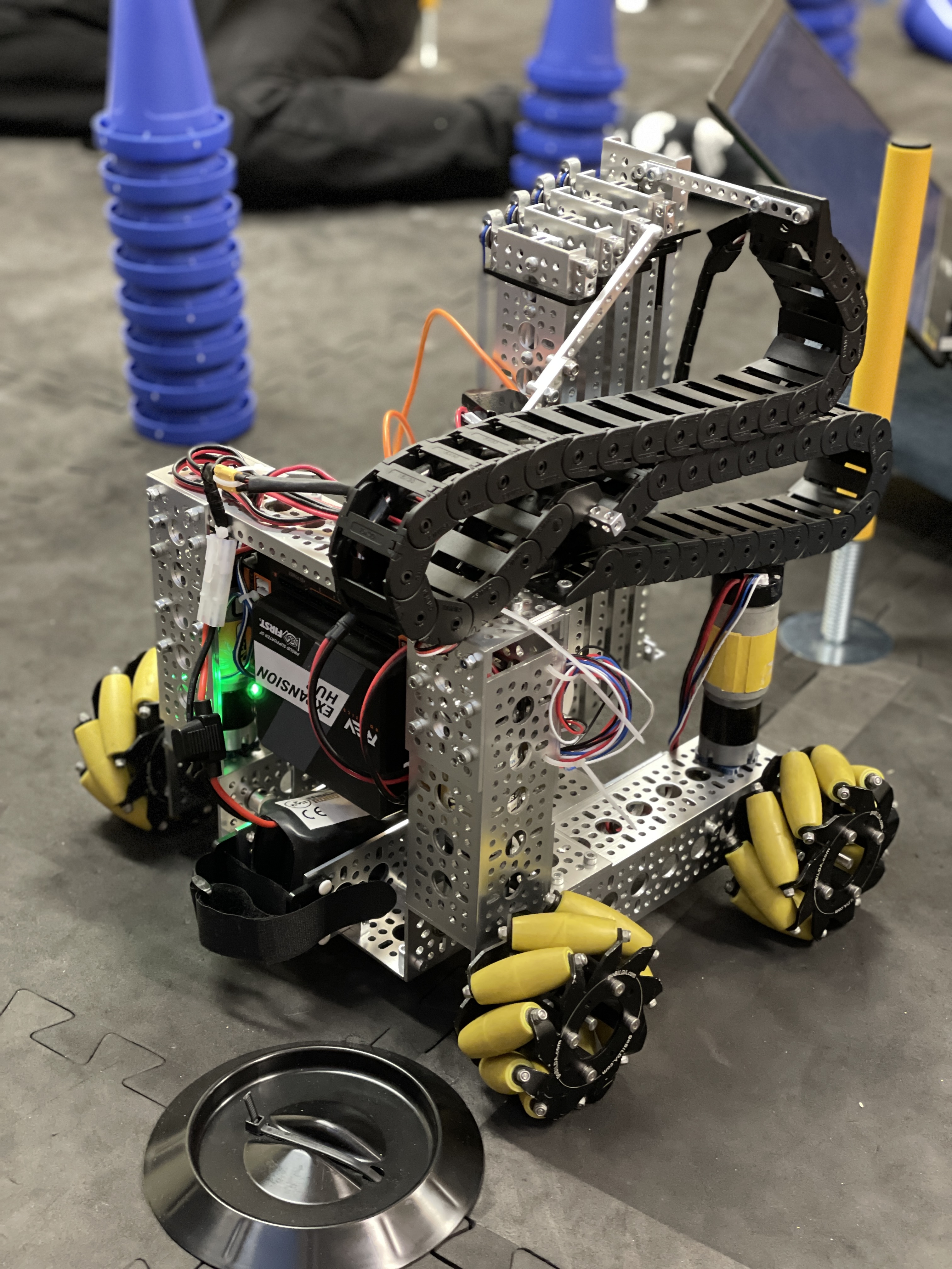 Roboter November 2022
